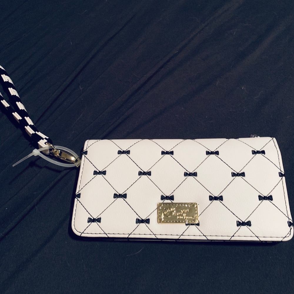 Betsey Johnson clutch wallet